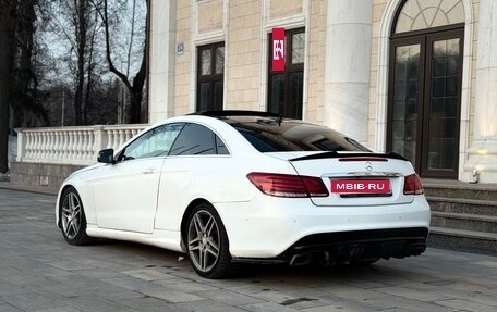 Mercedes-Benz E-Класс, 2015 год, 1 420 000 рублей, 5 фотография