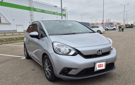 Honda Fit, 2020 год, 1 180 000 рублей, 3 фотография