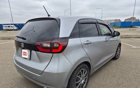 Honda Fit, 2020 год, 1 180 000 рублей, 12 фотография