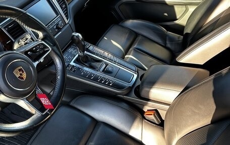 Porsche Macan I рестайлинг, 2015 год, 2 600 000 рублей, 13 фотография