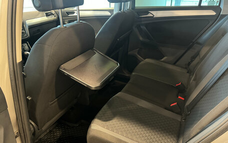 Volkswagen Tiguan II, 2016 год, 1 870 000 рублей, 10 фотография