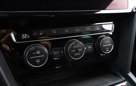 Volkswagen Passat B8 рестайлинг, 2020 год, 2 199 000 рублей, 19 фотография