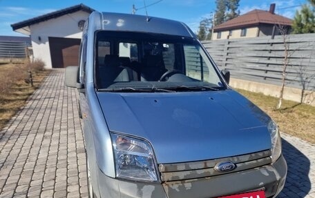 Ford Tourneo Connect I, 2008 год, 650 000 рублей, 3 фотография