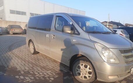 Hyundai Grand Starex Grand Starex I рестайлинг 2, 2011 год, 1 190 000 рублей, 4 фотография