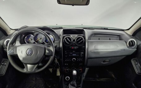 Renault Duster I рестайлинг, 2017 год, 1 200 000 рублей, 22 фотография