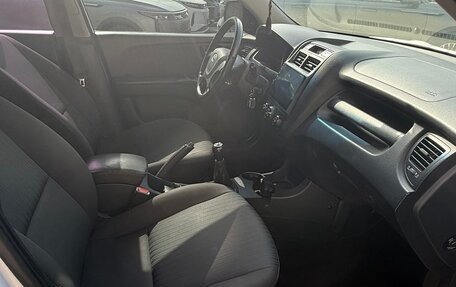 KIA Sportage II, 2008 год, 830 000 рублей, 17 фотография