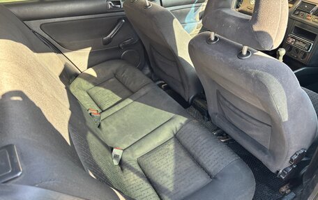 Volkswagen Golf IV, 2000 год, 300 000 рублей, 23 фотография