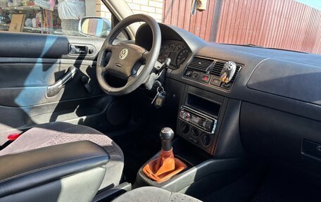 Volkswagen Golf IV, 2000 год, 300 000 рублей, 16 фотография