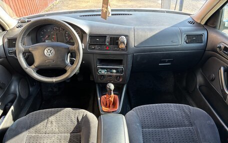 Volkswagen Golf IV, 2000 год, 300 000 рублей, 22 фотография