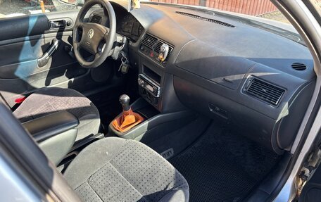 Volkswagen Golf IV, 2000 год, 300 000 рублей, 15 фотография