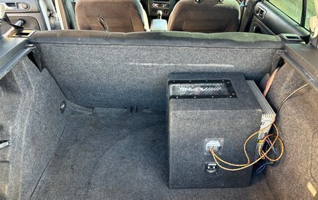 Volkswagen Golf IV, 2000 год, 300 000 рублей, 24 фотография