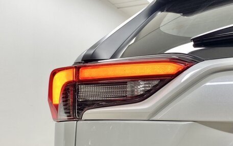 Toyota RAV4, 2025 год, 4 300 000 рублей, 12 фотография