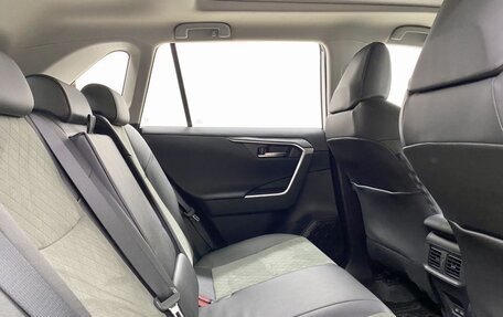 Toyota RAV4, 2025 год, 4 300 000 рублей, 10 фотография