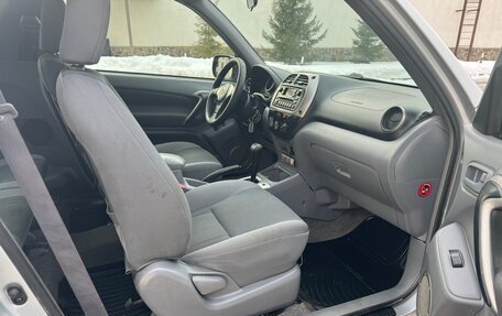 Toyota RAV4, 2001 год, 1 600 000 рублей, 11 фотография