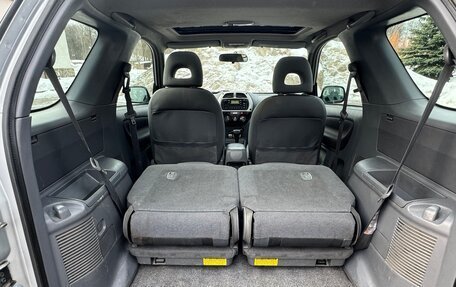 Toyota RAV4, 2001 год, 1 600 000 рублей, 25 фотография