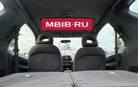 Toyota RAV4, 2001 год, 1 600 000 рублей, 26 фотография