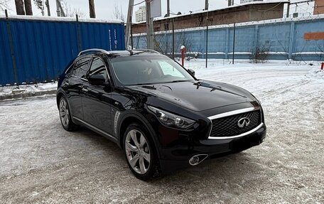 Infiniti QX70, 2017 год, 3 500 001 рублей, 2 фотография