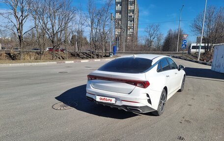 KIA K5, 2021 год, 1 530 000 рублей, 2 фотография