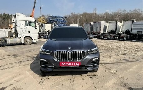 BMW X5, 2019 год, 5 700 000 рублей, 2 фотография