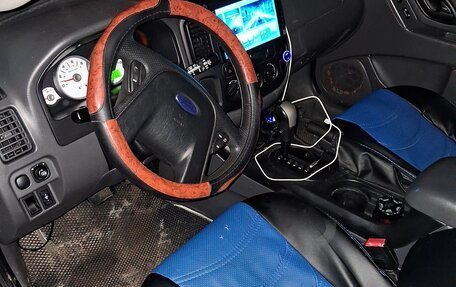 Ford Escape II, 2005 год, 380 000 рублей, 2 фотография