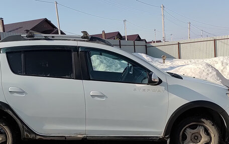 Renault Sandero II рестайлинг, 2020 год, 1 350 000 рублей, 2 фотография