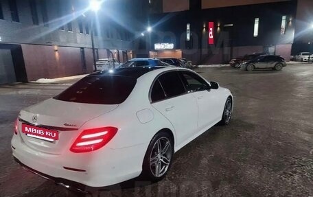 Mercedes-Benz E-Класс, 2016 год, 3 650 000 рублей, 3 фотография