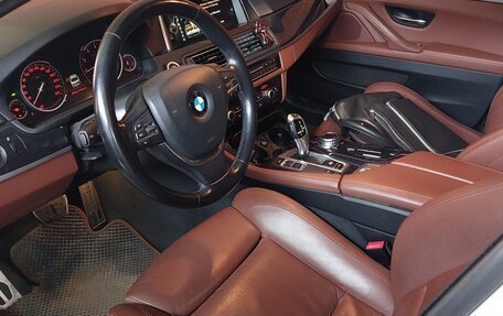 BMW 5 серия, 2016 год, 2 600 000 рублей, 4 фотография