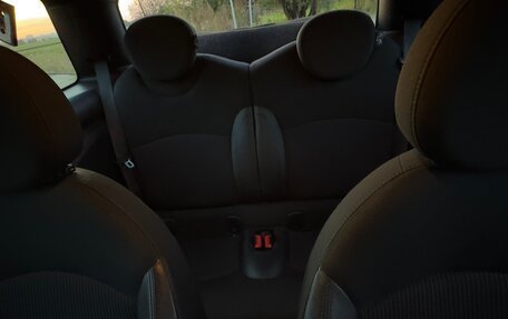 MINI Hatch, 2010 год, 1 450 000 рублей, 12 фотография