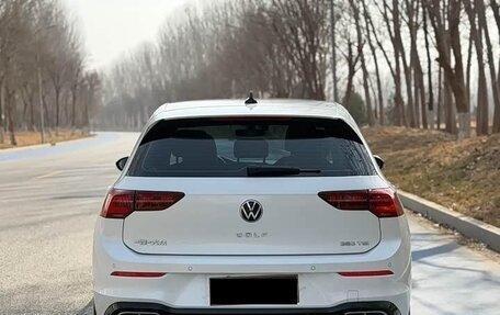 Volkswagen Golf VIII, 2023 год, 1 986 000 рублей, 4 фотография