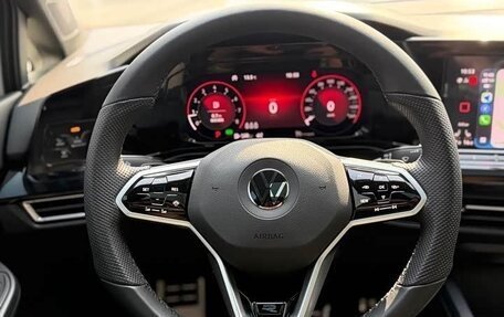 Volkswagen Golf VIII, 2023 год, 1 986 000 рублей, 15 фотография