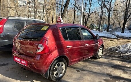 Renault Sandero I, 2010 год, 540 000 рублей, 2 фотография