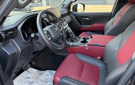 Toyota Land Cruiser, 2022 год, 13 500 000 рублей, 14 фотография