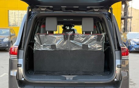 Toyota Land Cruiser, 2022 год, 13 500 000 рублей, 21 фотография