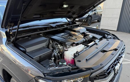 Toyota Land Cruiser, 2022 год, 13 500 000 рублей, 34 фотография