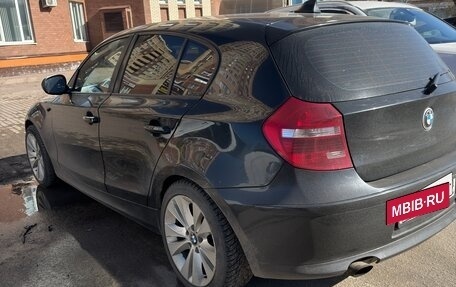 BMW 1 серия, 2011 год, 870 000 рублей, 6 фотография