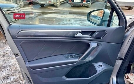 Volkswagen Tiguan II, 2020 год, 3 569 000 рублей, 15 фотография