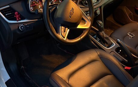 Chevrolet Monza, 2021 год, 1 700 000 рублей, 4 фотография