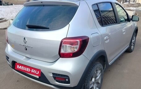 Renault Sandero II рестайлинг, 2019 год, 1 150 000 рублей, 4 фотография