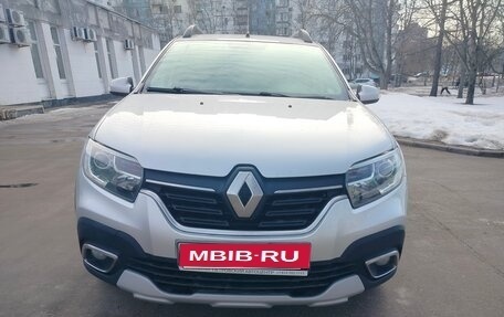 Renault Sandero II рестайлинг, 2019 год, 1 150 000 рублей, 1 фотография