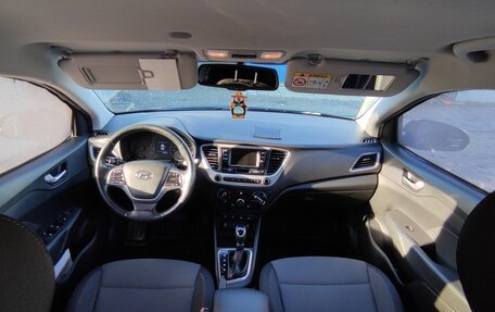 Hyundai Solaris II рестайлинг, 2017 год, 1 449 000 рублей, 4 фотография