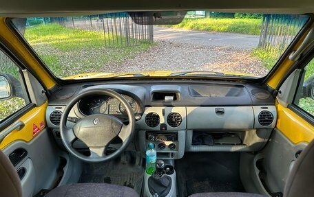 Renault Kangoo II рестайлинг, 2003 год, 245 000 рублей, 6 фотография