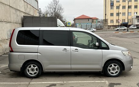 Nissan Serena III, 2005 год, 1 150 000 рублей, 14 фотография