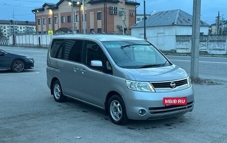 Nissan Serena III, 2005 год, 1 150 000 рублей, 2 фотография