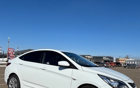 Hyundai Solaris II рестайлинг, 2015 год, 1 170 000 рублей, 4 фотография