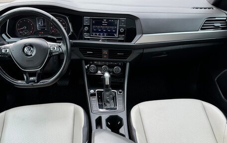 Volkswagen Jetta VII, 2020 год, 1 850 000 рублей, 17 фотография