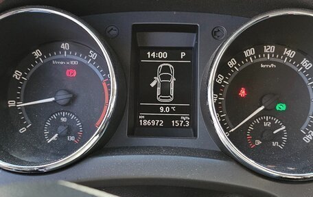 Skoda Yeti I рестайлинг, 2017 год, 1 500 000 рублей, 10 фотография