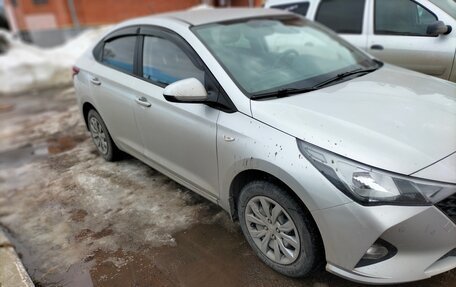 Hyundai Solaris II рестайлинг, 2021 год, 1 670 000 рублей, 3 фотография