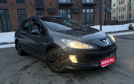 Peugeot 308 II, 2011 год, 529 000 рублей, 2 фотография