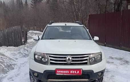 Renault Duster I рестайлинг, 2014 год, 800 000 рублей, 1 фотография