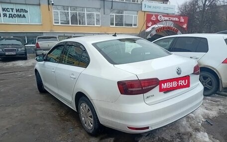 Volkswagen Jetta VI, 2016 год, 1 050 000 рублей, 4 фотография